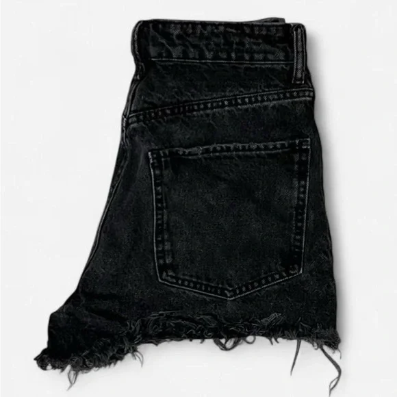 😎 Zara Black Denim Shorts~Women’s Sz 4~High-Rise~Button Fly~Distressed Design - Picture 3 of 8